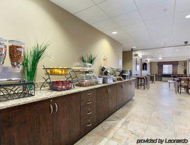 Microtel & By Wyndham Hotel 2*